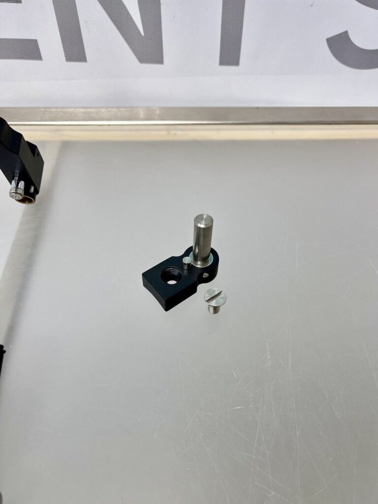 Optilasa, S.L R-900 Application Tonometer W/ Prism Tip & Mount, photo 2