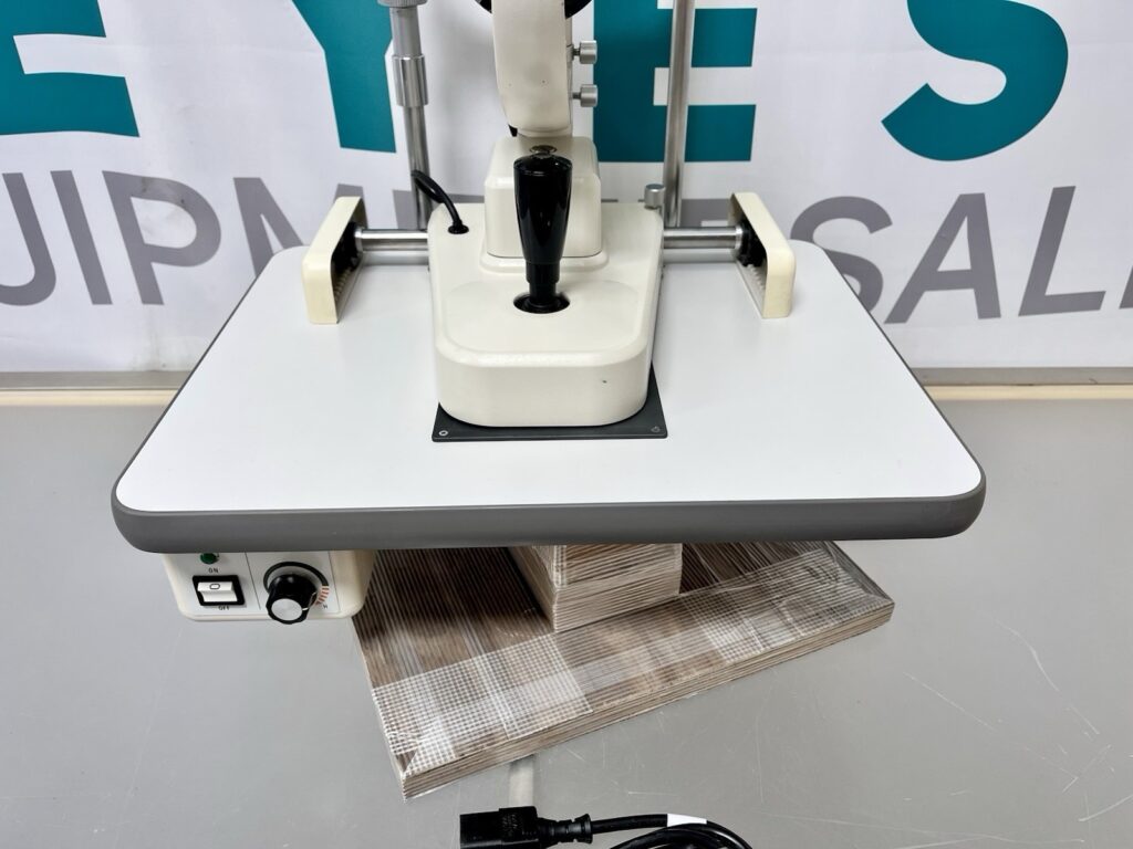 Topcon SL-4E Slit Lamp w/ CSO Z800 Tonometer, photo 2