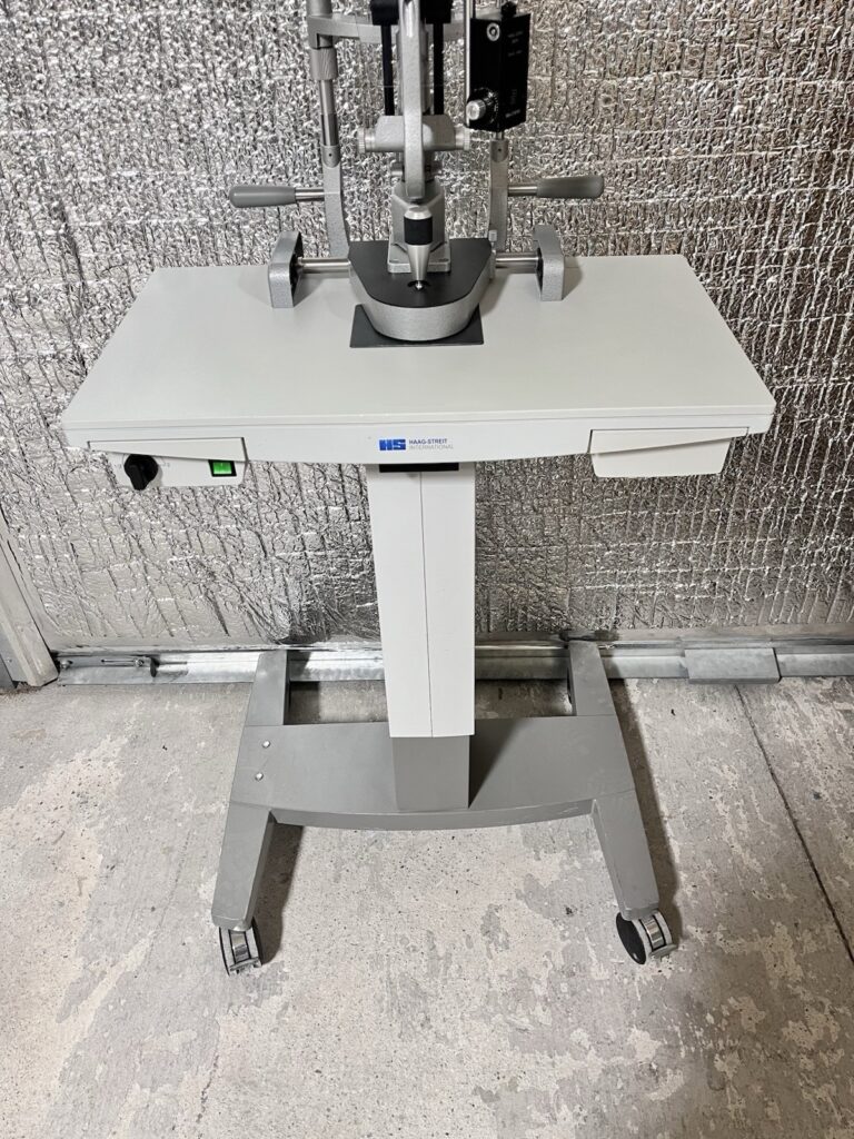 Haag Streit BM 900 Slit Lamp with Haag Streit 900 Tonometer & Rolling Table, photo 2