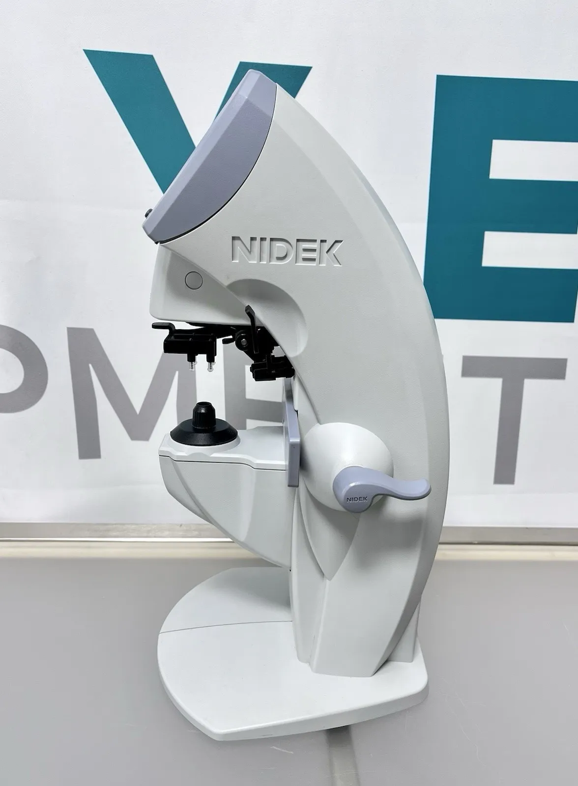 Nidek LM-500 Auto Lensmeter - Image 6