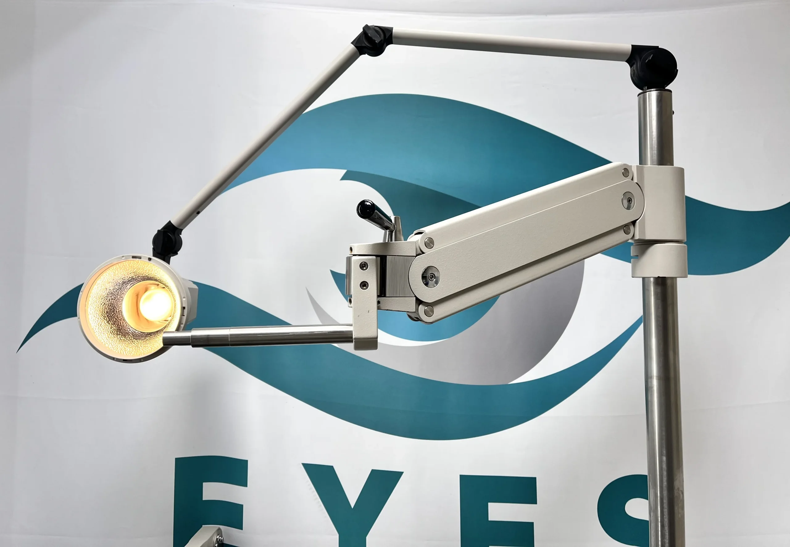 Marco 1220 Encore Automatic Chair w/ 1290 Encore Ophthalmic Stand - Image 2
