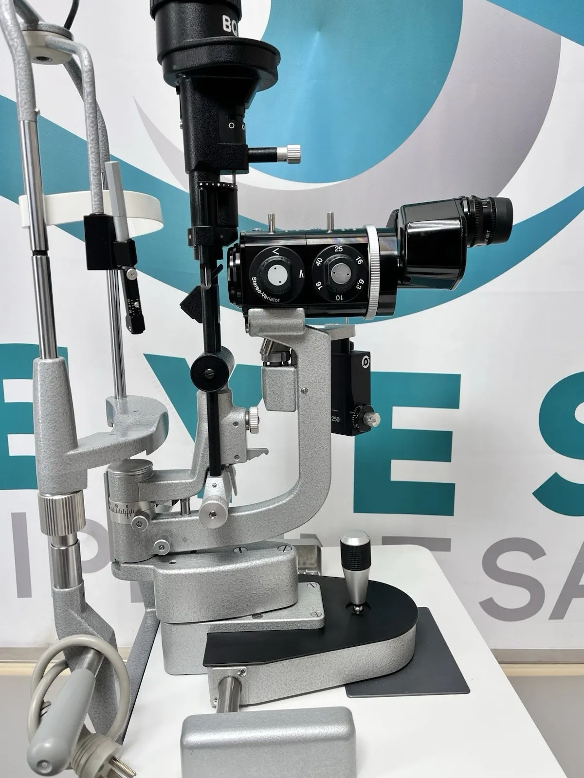 Haag Streit BQ 900 Slit Lamp w/ AT 900 Tonometer, Stereo-Variator Splitter - Image 11