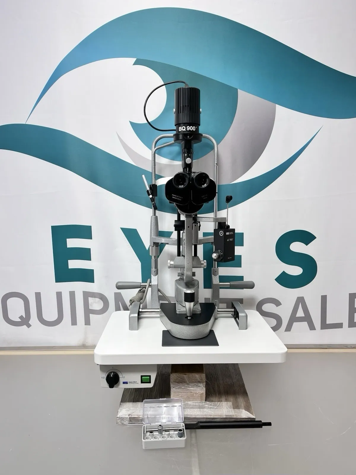 Haag Streit BQ 900 Slit Lamp w/ AT 900 Tonometer, Stereo-Variator Splitter